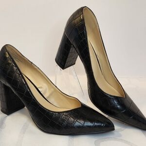 Liz Claiborne Refined Comfort Haslett Black Croc-Patterned Heels Size 8
